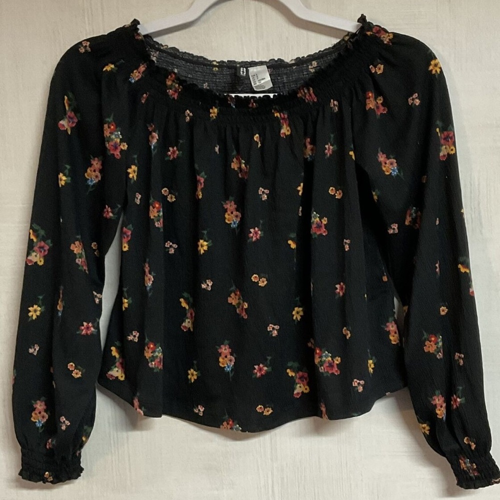 H&M Off Shoulder Floral Blouse